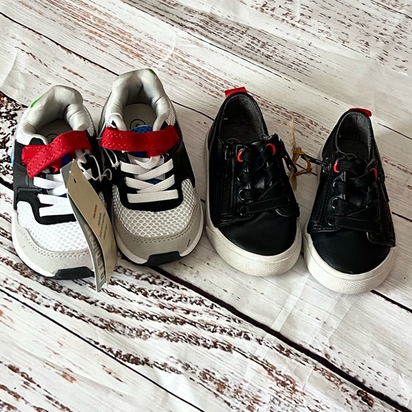 Cat & Jack Black and White Sneakers Casual Style - Picture 1 of 4